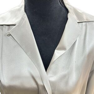 Linda Allard Ellen Tracy Silk Blouse in Silver